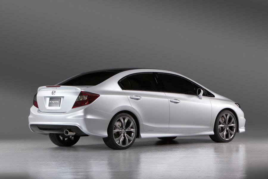  Honda Civic Concept 2011 года  (фото 2 из 10)